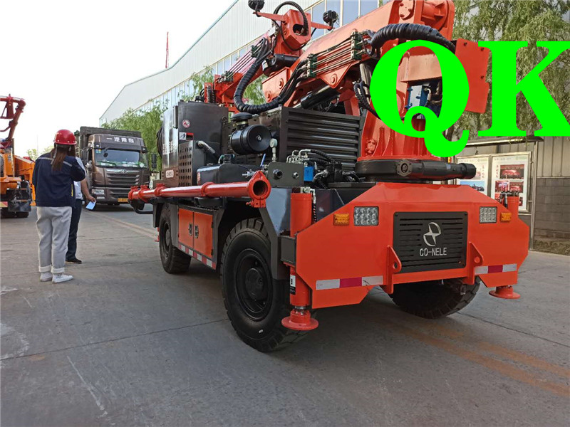 混凝土泵 青科重工 濕噴臺(tái)車(chē)